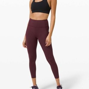 Lululemon Fast and Free 25” 6